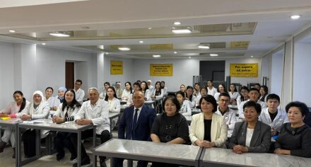 И.К.Ахунбаев атындагы регионалдык профилактикалык кызматтарга выпускниктерди тартуу маселеси талкууланды