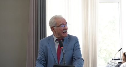 Румынский профессор провел лекцию по экстренной хирургии для ординаторов КГМА